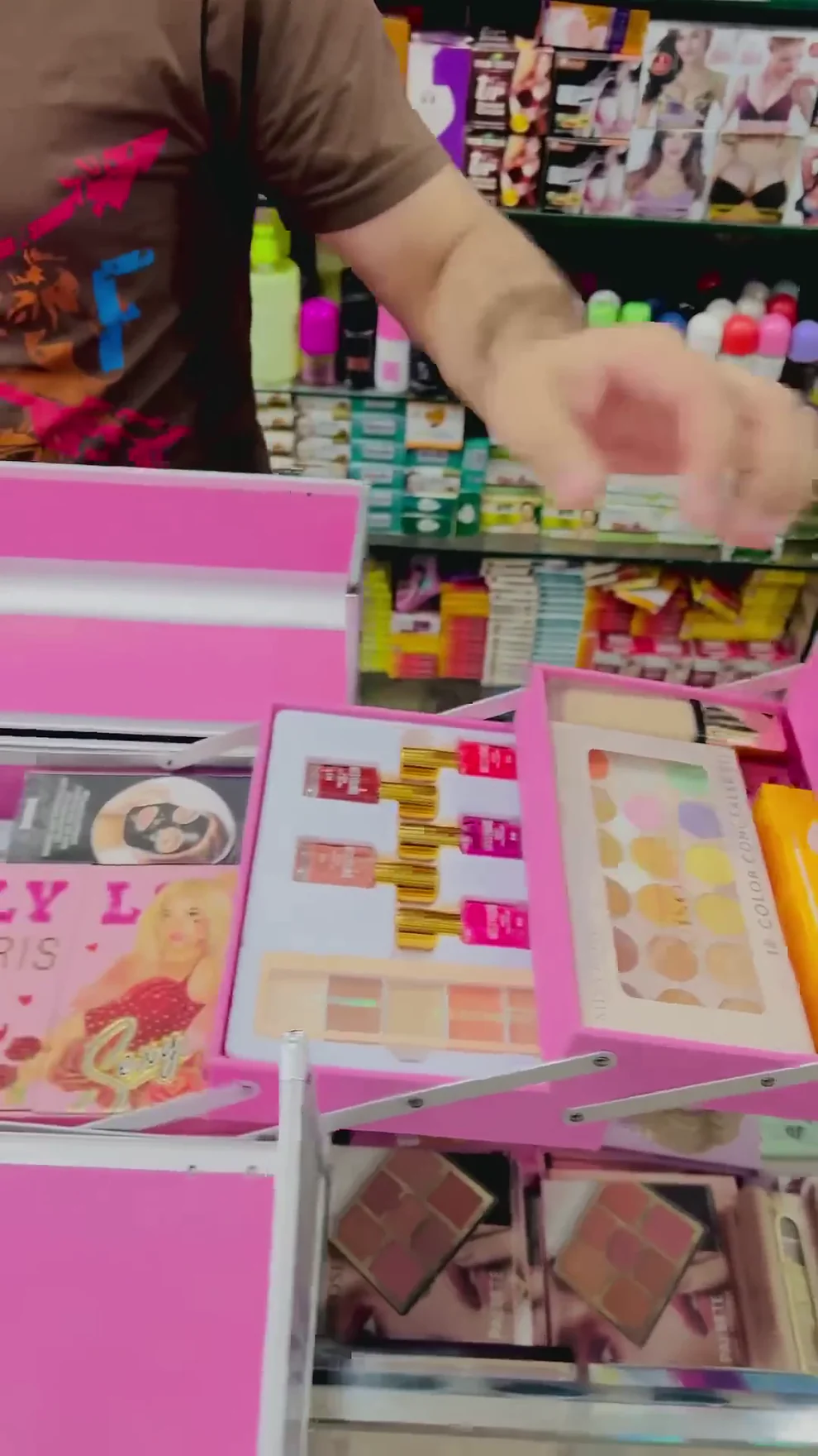 Travelling Makeup Kit with Mirror and Beauty Portable Set ONLY 39/- (5AG3)