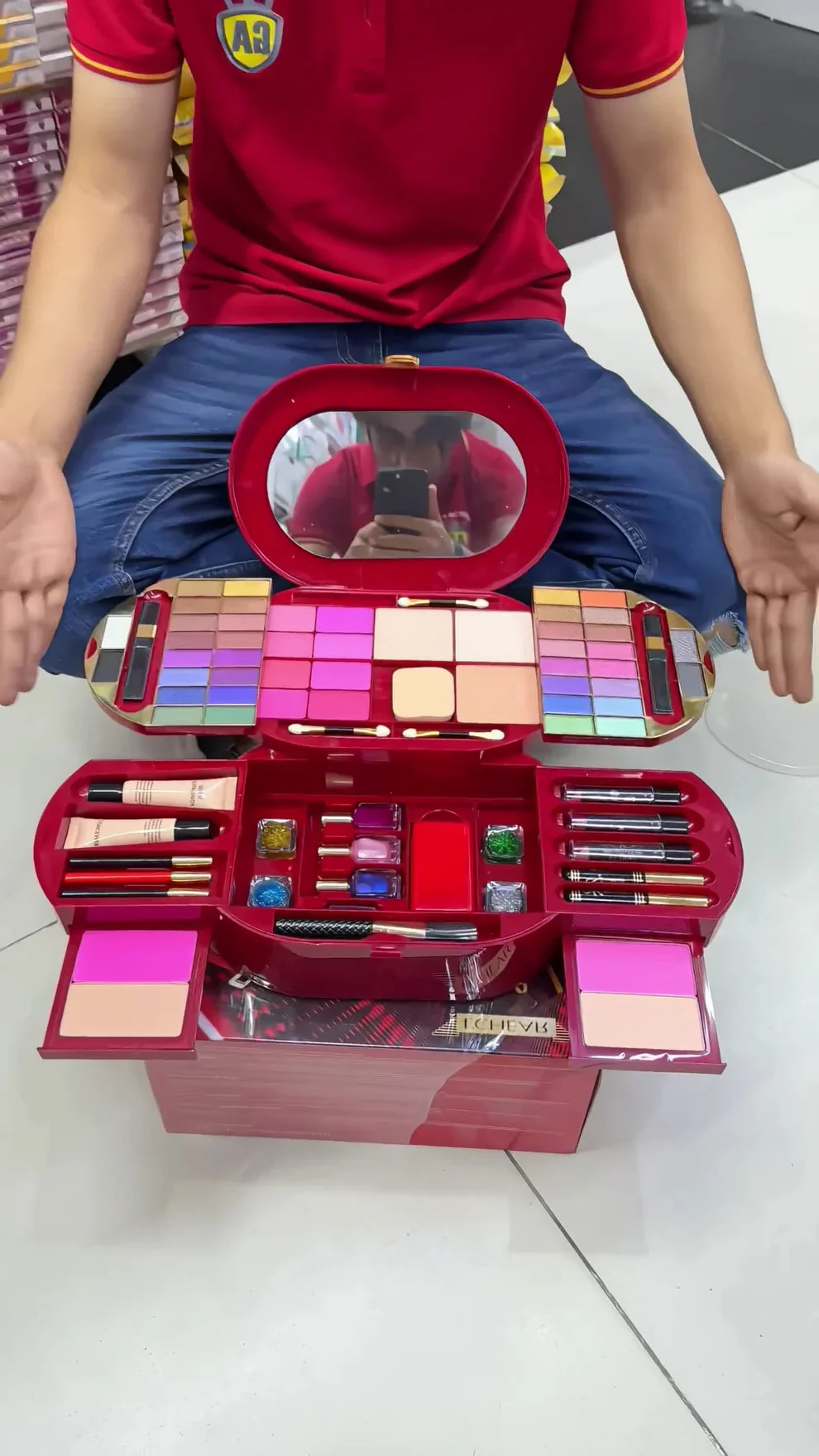 Easy to carry Makeup Kit Portable Set Online (18SEP1) 39