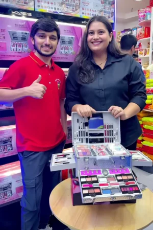 Winter Beauty Essentials Kit – Portable Home & Festival Travel Pack 7