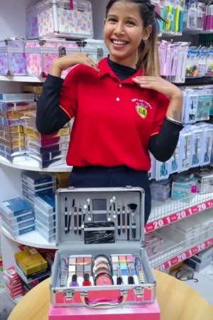 Winter Edition Makeup Kit with Mirror – Home, Travel & Festival Essential 10