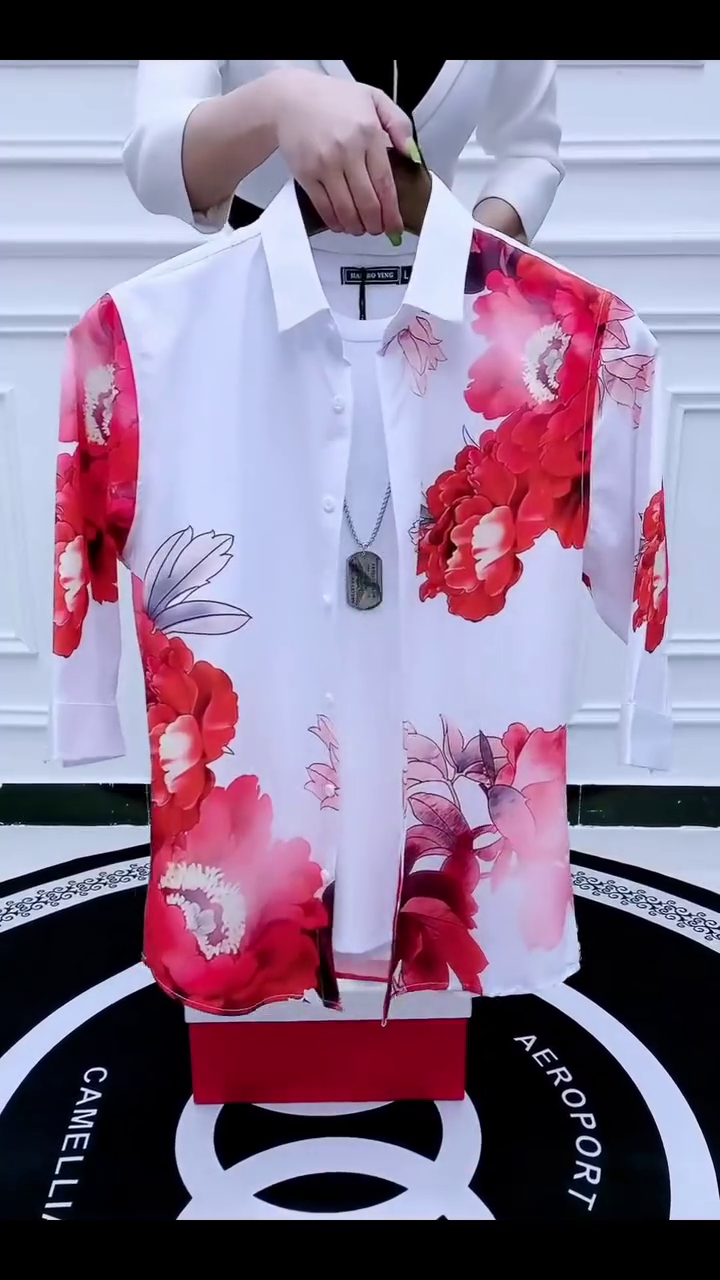 Men Standard Regular Fit Spread Collar Graphic Printed Elastane Casual Shirt - Image 9