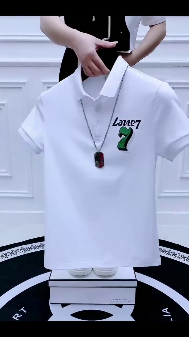 Men Standard Regular Fit Spread Collar Graphic Printed Elastane Casual Shirt - Image 4